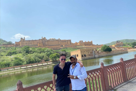 Jaipur: Amer Fort Guided Tour with Local Guide