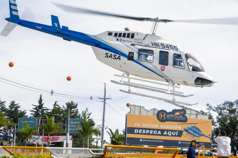 Guatapé: 6-minute scenic helicopter flight over the reservoir