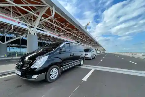 Siem Reap: Traslado do aeroporto em um Hyundai H-1