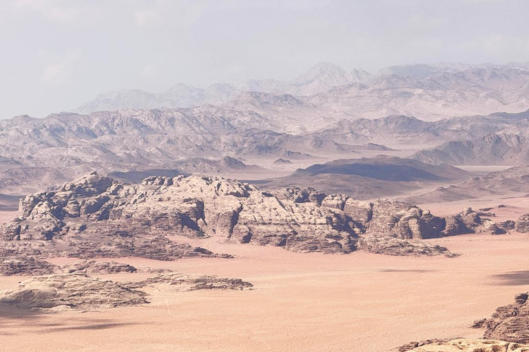 Wadi Rum: Full Day Jeep Sunset Tour with Lunch