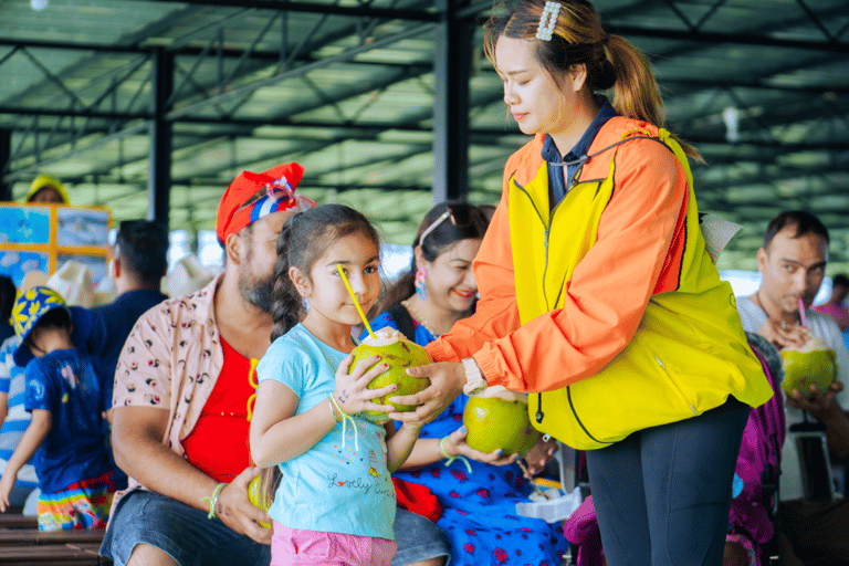 Pattaya: Coral Island Speedboat Tour with Lunch and Transfer Coral Island Tour with Speedboat & Indian Buffet Lunch