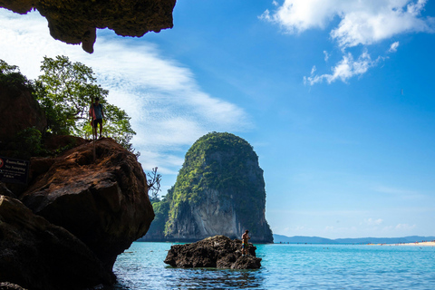 Krabi: Schnellboot-Tour zu Hong Island &amp; 4 Inseln mit Schnorcheln