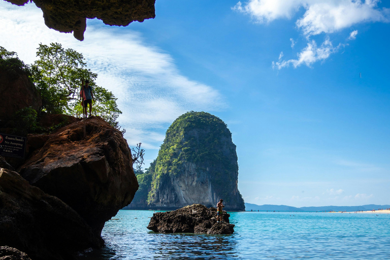 Krabi: Schnellboot-Tour zu Hong Island &amp; 4 Inseln mit Schnorcheln
