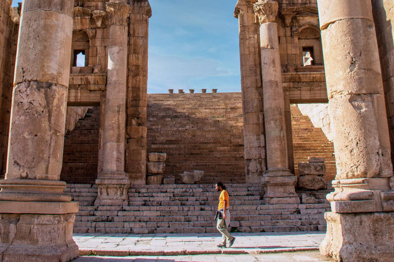 Au départ d'Amman : visite d'une jounée de Jerash et de la mer MorteTransport et billets d'entrée