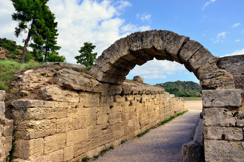 4-Day Tour From Athens: Mycenae, Olympia, Delphi, Meteora