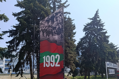 Chisinau:Transnistria Soviet &Fish Farm & Sturgeon Factory Transnistria, Lenin Monuments & Sturgeon Fish Farm Tour