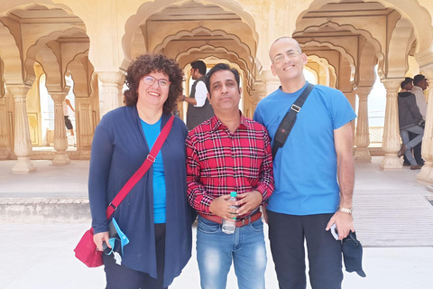 Jaipur : Marché aux fleurs, Fort d&#039;Amber, Temple des singes et visite de la villeVisite guidée sans guide