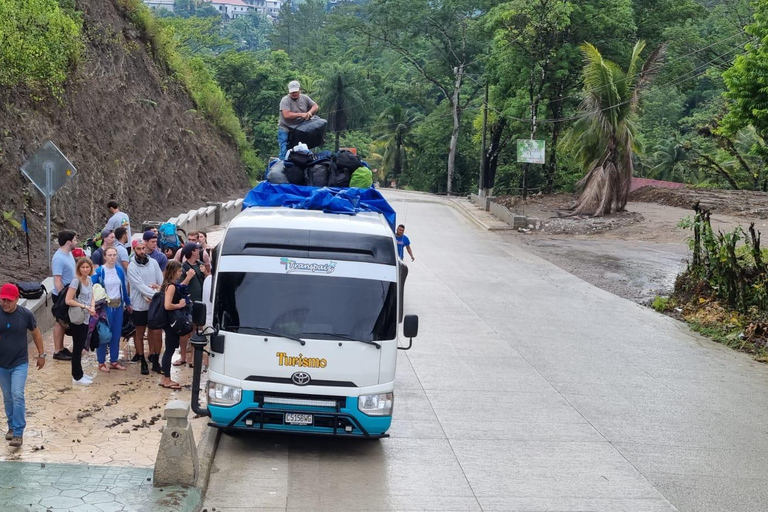 Flores: Traslado Desde Flores a Semuc Champey, Lanquin Exclusivo Turismo