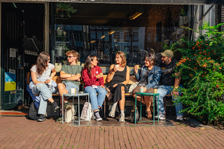 Amsterdam: Guided Cultural Food Tour in small group