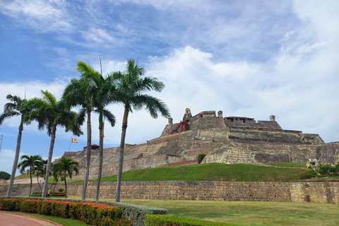 Cartagena: Cartagena City Sightseeing Tour by Bike