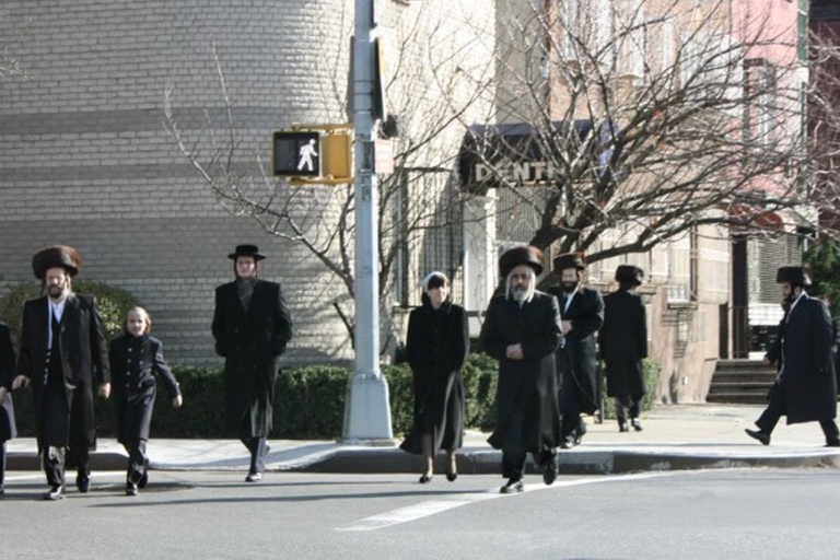 NYC: New York City Contrasts Tour through Harlem, The Bronx, Queens and Brooklyn Vip Service maximum 13 people in Spanish