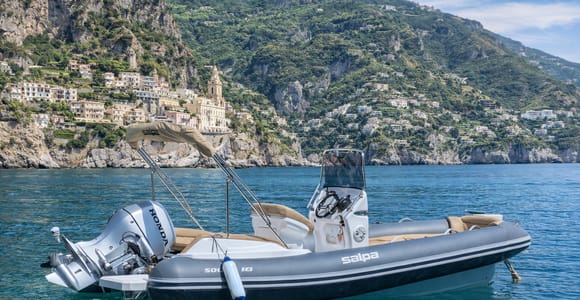 Naples: America&#39;s Cup 2027 Boat Tour