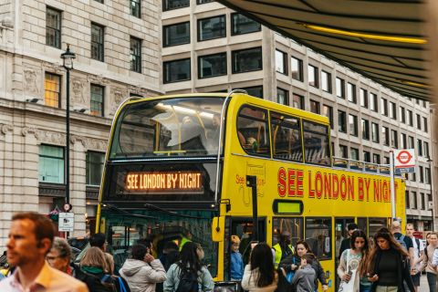 London: Guidet rundtur om aftenen i åben sightseeingbus