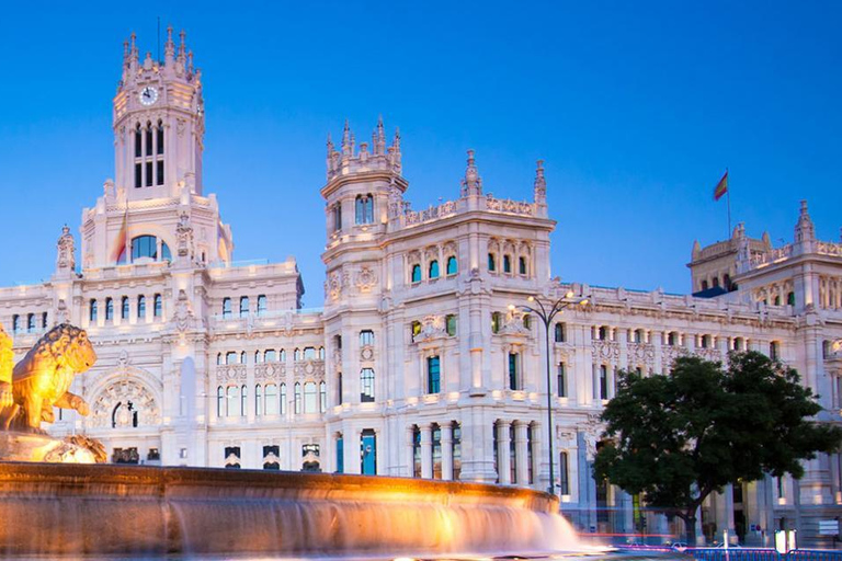 Private Transfer Lisbon to Madrid or Vice Versa with Tour in Évora Mérida