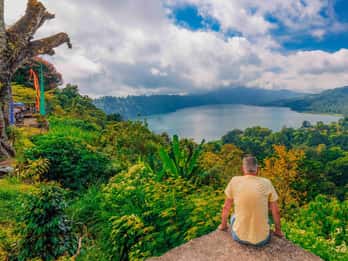 Munduk: Twin Lakes Jungle Hike med kano og foss