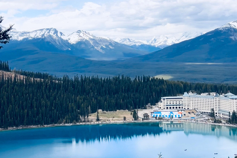 Calgary: Banff,Moraine,Emerald Lake and Canyon Day Trip