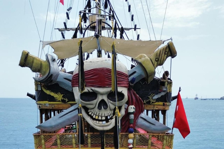 Alanya: Deluxe Exclusive Pirate Gulet with Foam & DJ Boat Trip with Hotel Transfer