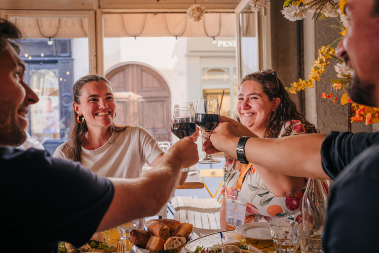Paris: Latin Quarter Traditional Food Tour with Full Meal