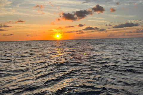 St. Lucia 3-Hour Sunset Cruise St. Lucia 2-Hour Sunset Cruise