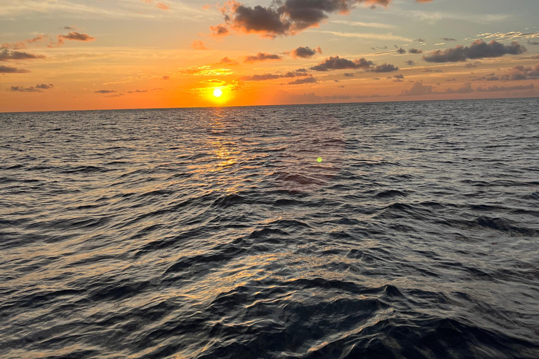 St. Lucia 3-Hour Sunset Cruise St. Lucia 2-Hour Sunset Cruise