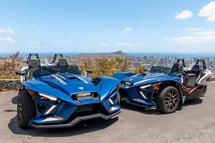 Erkunde Oahu mit einer Polaris Slingshot. Foto: GetYourGuide