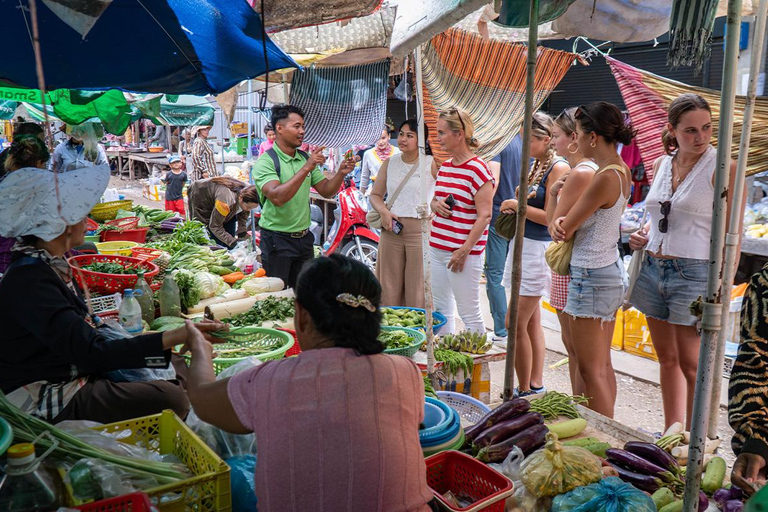 Phnom Penh: City Tour include S-21 Museum & Killing Field Haft Day: City Tour - No Killing Fields & Tuol Sleng