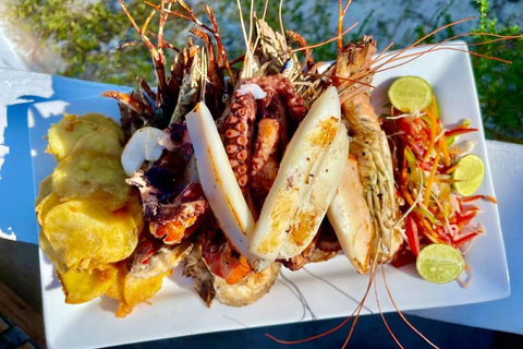 Laguna Azul, Restaurante Roca, Isla de la Prisión, Jardín Secreto