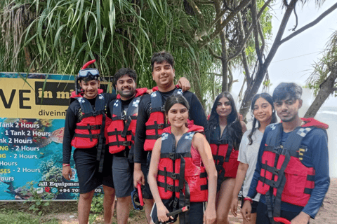 Mirissa: Ocean Magic Snorkeling with Turtles