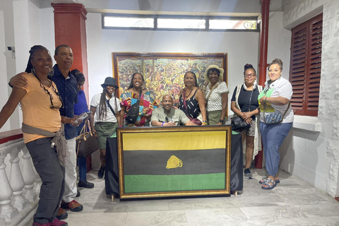 Accra: Ashanti Kingdom Day Trip with Roundtrip Flights