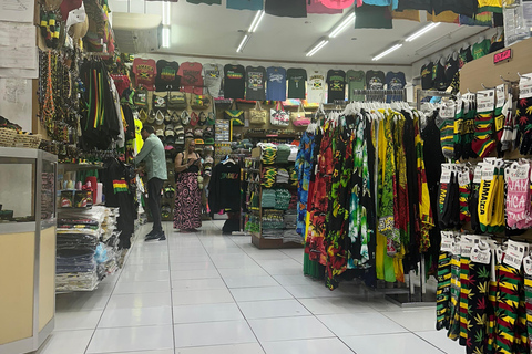 Montego Bay: Margaritaville & Shopping Private Tour