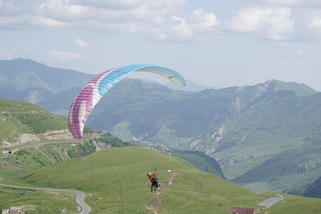 Visit Georgia Paragliding flight in the mountains and video of it in Kazbegi