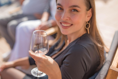 Abendessen im Weinberg an der Côte d'Azur