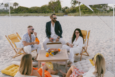 Miami: Private Beach Lounge and Picnic Set Up Grande Riviera Suite: Private Beach Lounge and Picnic Set Up