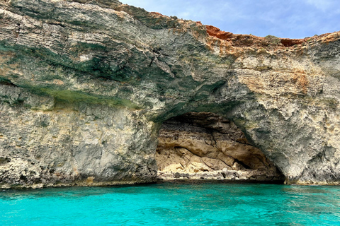 Malta: Comino Crystal Lagoons & Sea Caves Private Tour 3 hour private boat trip