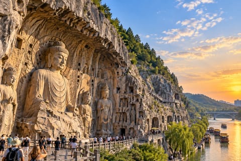 From Beijing: Luoyang & Shaolin Temple 2-Day Private Tour