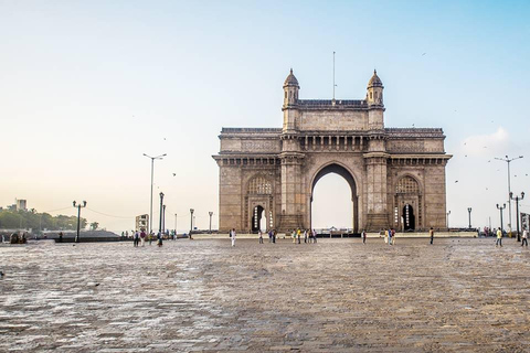 Mumbai: Private Sightseeing Tour with Car and Guide