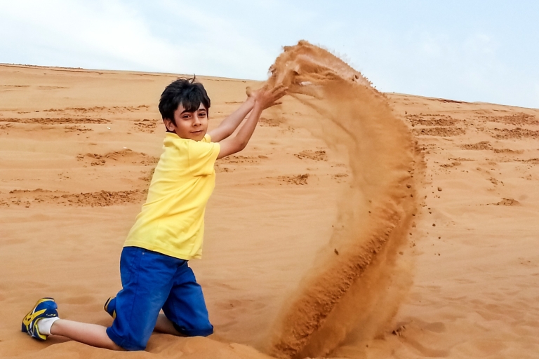 Dubai: Red Dune Safari, Kameelrijden, Sandboarden & BBQGroepstour rode duinen (4 uur)
