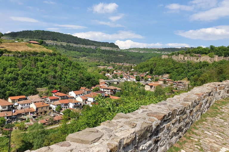 Van Boekarest: privé Basarabovo & Veliko Tarnovo-dagtour