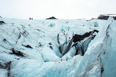 Reykjavik/Sólheimajökull: Glaciärvandring och isklättringGlaciärvandring och isklättring - möte vid Solheimajokull