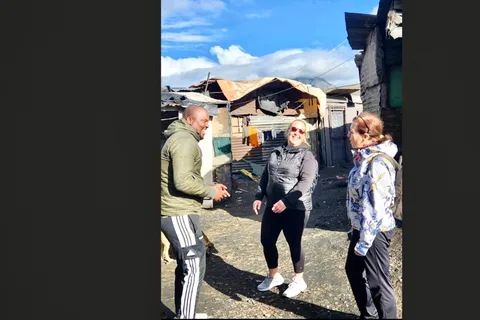 Cape Town: Nathi Langa Township Walking Tour