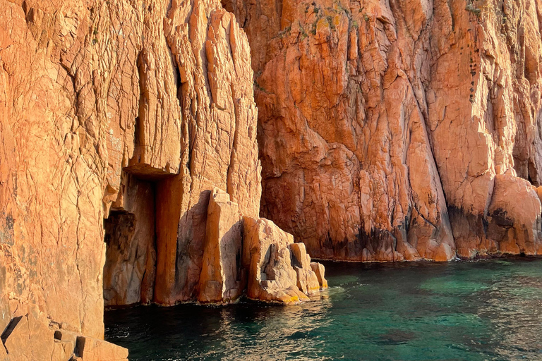 Sagone/Cargèse: Calanques de Piana och Capo Rosso båtturFrån Cargèse