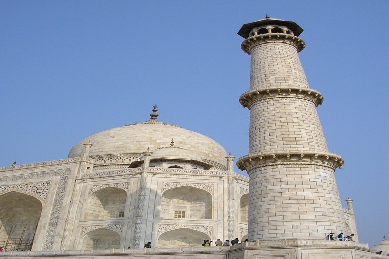 Vanuit Delhi: Taj Mahal-tour met sightseeing in Mathura CityTour met comfortabele A / C-auto en lokale gids