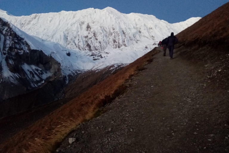20 jours de trekking sur le circuit de l'Annapurna avec ascension du Pisang Peak