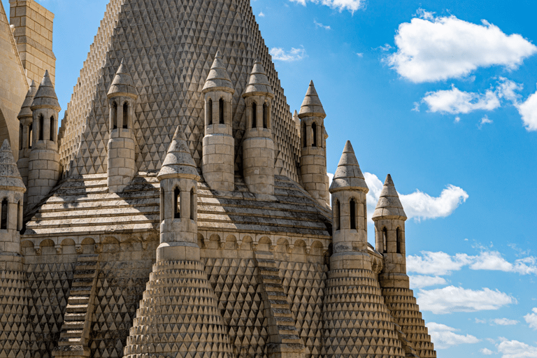 Guided tour of the Royal Abbey of Fontevraud