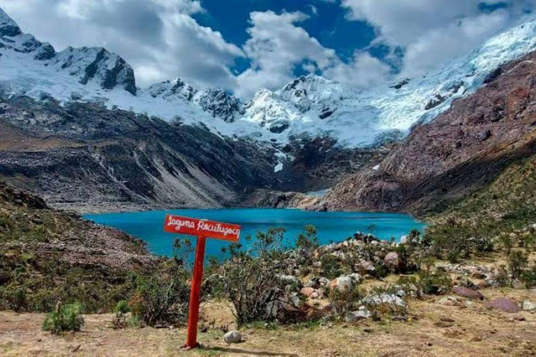 Huaraz: Rocotuyoc Lagoon & Frozen Lagoon Full-Day Tour