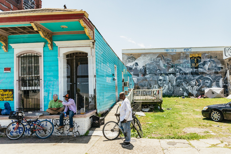 New Orleans Luxury Bus Tour