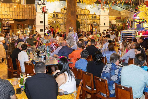 Panama City: Casco Viejo Sunset Walking Tour with Dinner