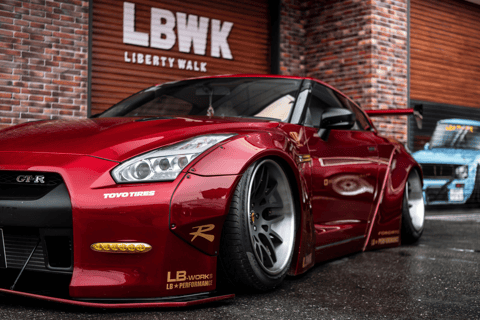 Tokio:Lid worden Tokio Autoclub LBWK GT-R35 Rit bij DaikokuTokio: Liberty Walk GT-R R35 Rit vanuit Daikoku