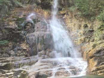 Orlias Fluss Trekking