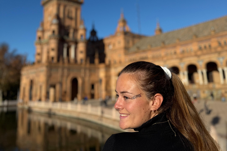 Photo Tour in Seville: a photo session in the most beautiful spots Photo Tour in Seville: a photo shoot in the most beautiful spots